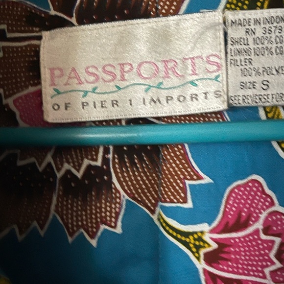 🌸💐Lovely- Pier 1 multiple colored jacket🧥 in size small. - Picture 3 of 4